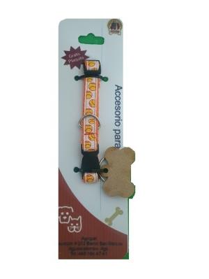 COLLAR MINI DECORADO CON PLAQUITA